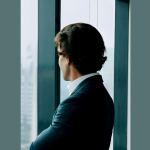 Ian dos Anjos Cunha revela como a disciplina extrema se torna o alicerce para resultados exponenciais na trajetória de um empresário serial.